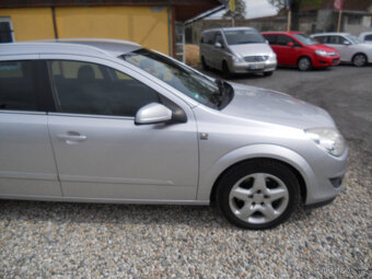 Opel Astra 1.9 CDTi 74Kw - 4