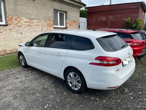 Peugeot 308 SW 1.2i 96kw, r.6/2015, klima - 4