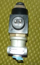 Elektromagnetický ventil Wabco 472 123 1110 - 4