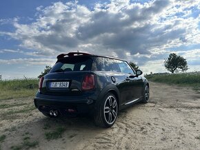 Mini Cooper JCW F56 2016 - 4