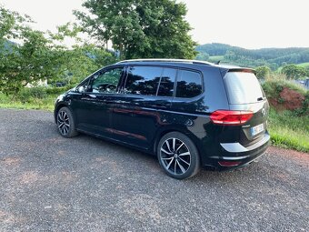 VW Touran 2.0 TDi 110kw 5míst, Webasto, masáž - 4