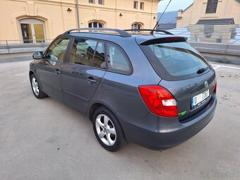 ŠKODA FABIA COMBI 1.2 TSI 77 KW 2011 - 4