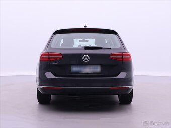 Volkswagen Passat 2,0 TDI 110kW DSG Highline CZ (2018) - 4