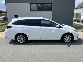 Toyota Auris 1.6 vvti 97 kW •1.majitel•Původ CZ•ODPOČET DPH - 4