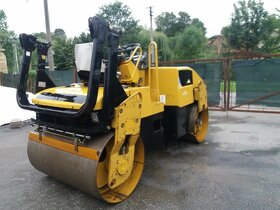 CAT CB 334 E - 4