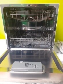 Stolní myčka Beko DTC36810W. Jen volat prosím. Na 8 sad - 4