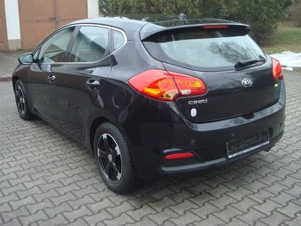 Kia Ceed 1.6crdi 94kw 2013 top výbava - 4