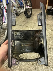 Yamaha YZ 250 2013 Airbox - 4