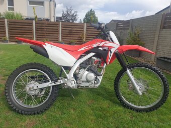 Honda CRF 125f - 4