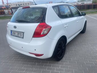Kia ceed - 4