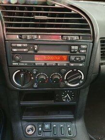 BMW Rádio Reverse RDS - 4
