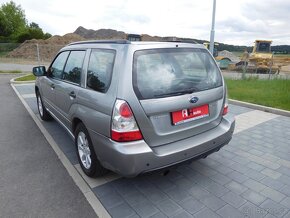 Subaru Forester 2.0i AWD, 116 kW, Automat, 4X4 - 4