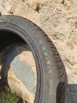 Zimní pneumatiky Firestone, 245/40 R19 - 4