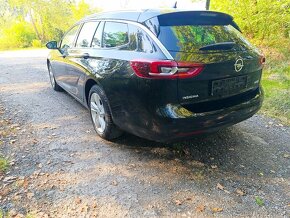 Opel Insignia Sport Tourer - 4