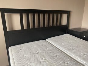 Manželská postel 160x200 - HEMNES IKEA, barva černá - 4