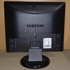 Prodám použitý monitor Samsung SyncMaster 931c - 4