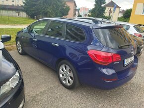 Opel Astra J 1.7 92kw r.v.2011,stk do 14.11.2026 - 4