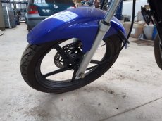 Yamaha YBR125 2008 7,5kW E399E - dily - 4