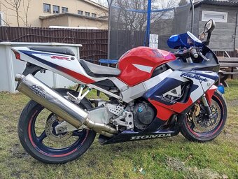 Honda CBR 929 rr Fireblade - 4