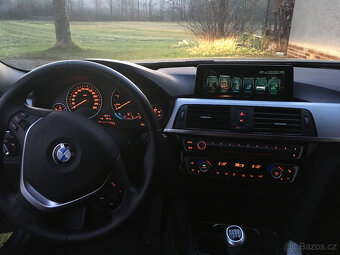 BMW 320d Touring LCI - 4