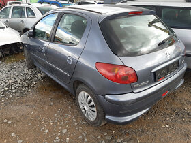 Peugeot 206 1,4i 55kW 2000rok, na díly - 4