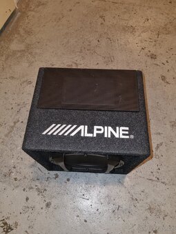 Aktivní subwoofer Alpine SWE-815 - 4