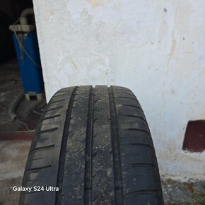 Skoda Fabia1 195/50 R15 letni - 4