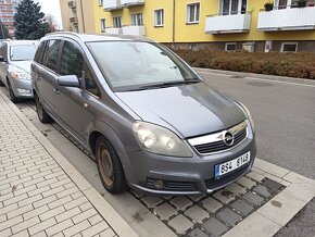 Opel Zafira 1.9 CDTI 110kw rv 2008 - 4