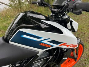 KTM 125 Duke - 4