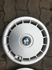 Prodám kryt kola, poklice BMW 15” org. - 4