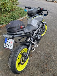 Yamaha mt09 - 4