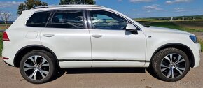 Volkswagen Touareg, 3,0 TDI V6 R_Line - 4