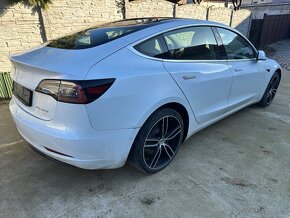 TESLA MODEL 3 LONG RANGE DUAL MOTOR  AWD najeto 90955km - 4