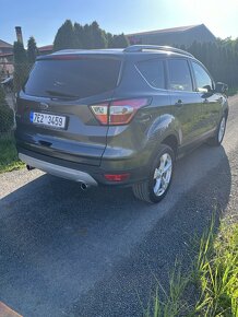 Ford Kuga TITANIUM - 4