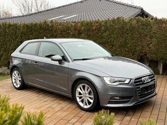 AUDI A3 1.6 TDi SPORT 2013-1.Maj.- Sport interier Navi Xenon - 4