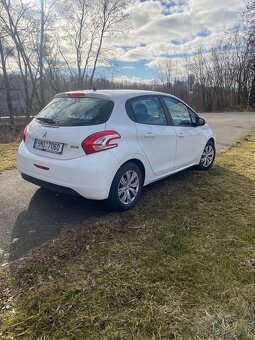 Peugeot 208 1.2i 60kw - 4