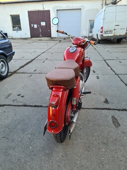 Jawa 250 353 Kývačka - 4