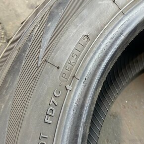 Letní pneu 235/55 R18 100H Yokohama  5,5mm - 4
