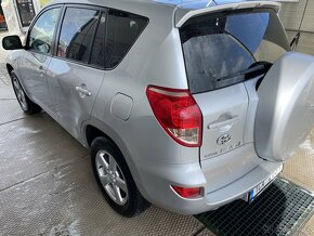 Toyta Rav 4  benzin 2,0 i - 4