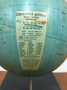 Starý retro globus - 4