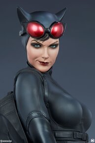 Catwoman Sideshow 1/4 socha - 4