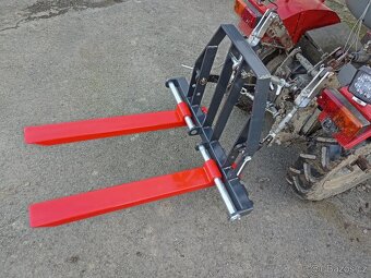 Paletizační vidle za traktor 80cm nosnost 700kg - 4