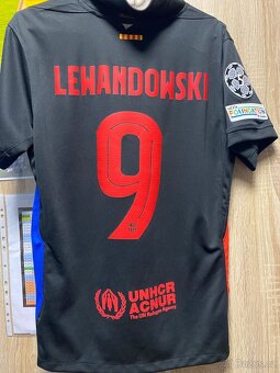 Barcelona dres- Lewandowski - 4