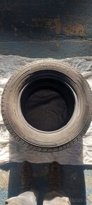 Letni pneu 195/70r15 C - 4