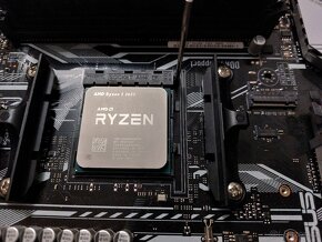 Prodám CPU AMD Ryzen 5 3600 + MB + RAM + Chladič - 4