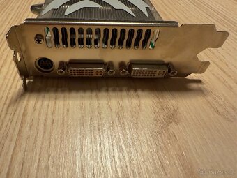 ASUS NVIDIA GeForce 7900 GTX - 4