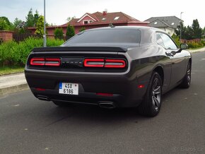 Dodge Challenger, 3.6 V6 / CZ SPZ, VOZIDLO UPRAVENO - 4