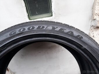 LETNÍ PNEU GOODYEAR EAGLE TOURING -- 275/40/R22" - 4