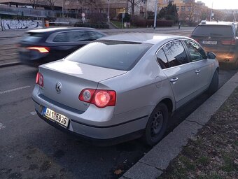 PASSAT B6 1.9 TDI 77 KW - 4