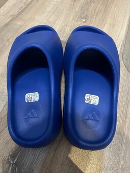 Adidas Yeezy Slide "Azure" 43 - 4